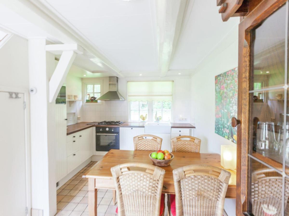 Cozy Holiday Home Near Forest In Baarn Exterior foto