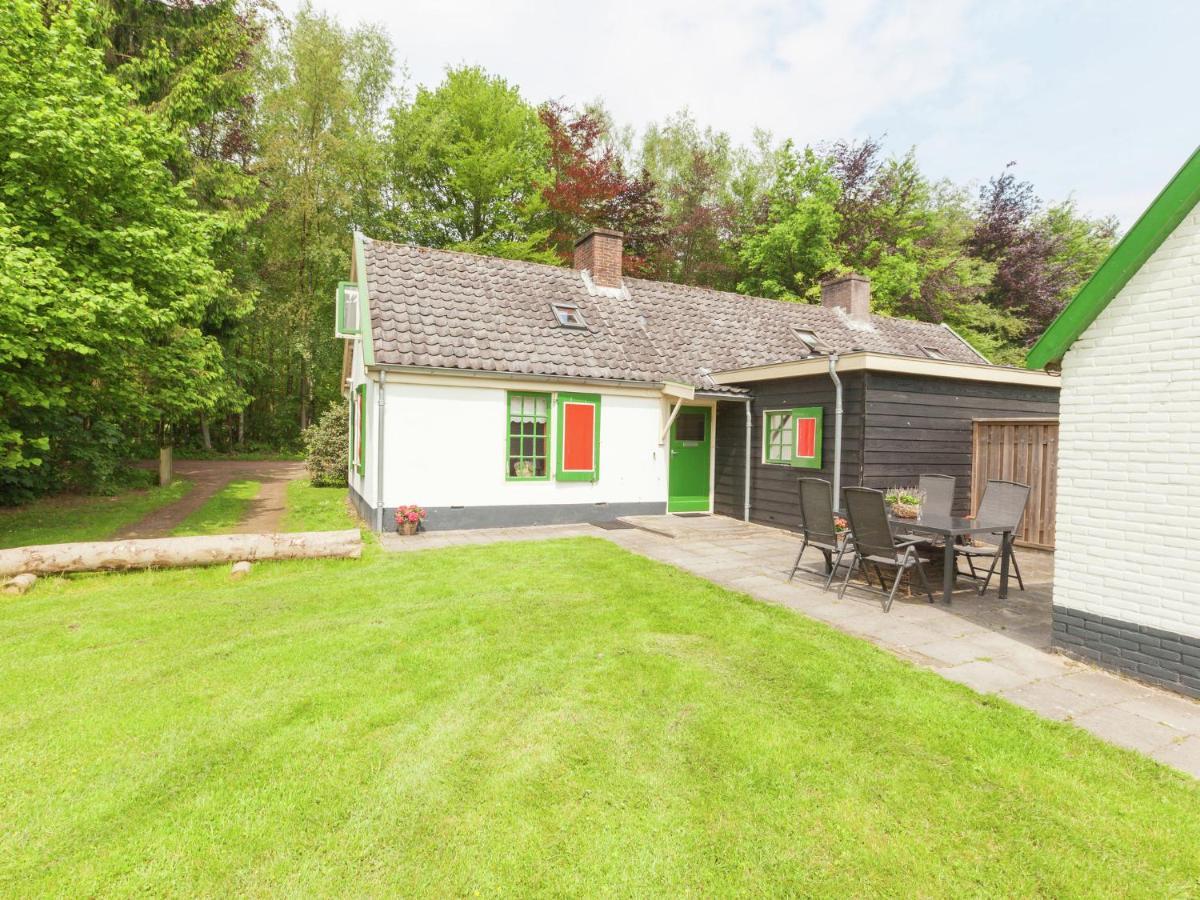 Cozy Holiday Home Near Forest In Baarn Exterior foto